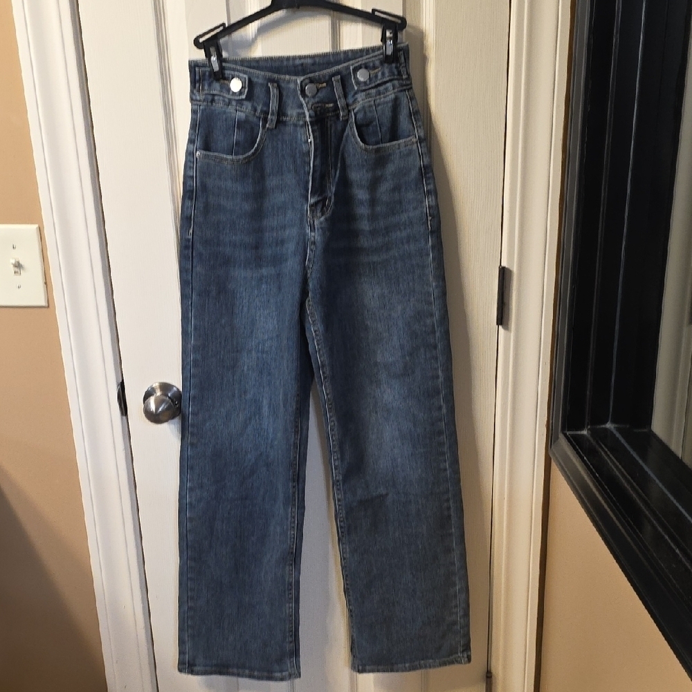 Women's High Rise Blue Jeans